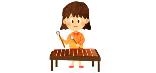 木琴を鳴らす女の子